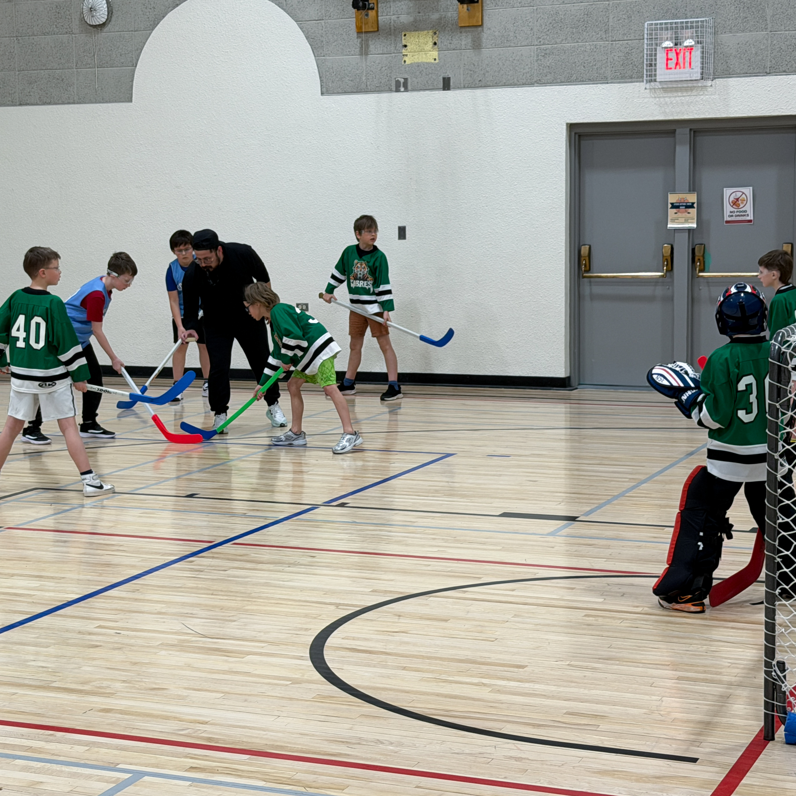 34 Boys Floor Hockey 6