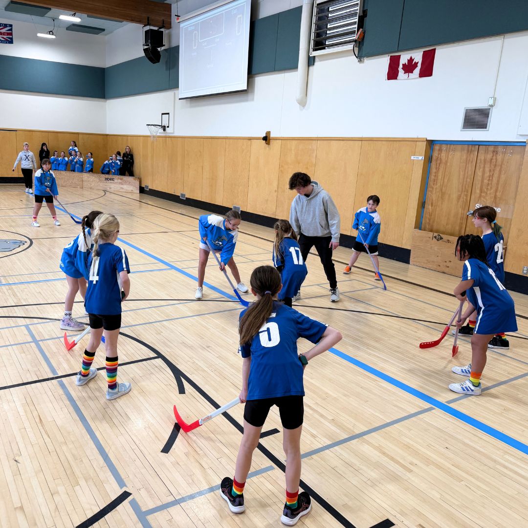 26.03.20 Girls 3 4 Floor Hockey (6)