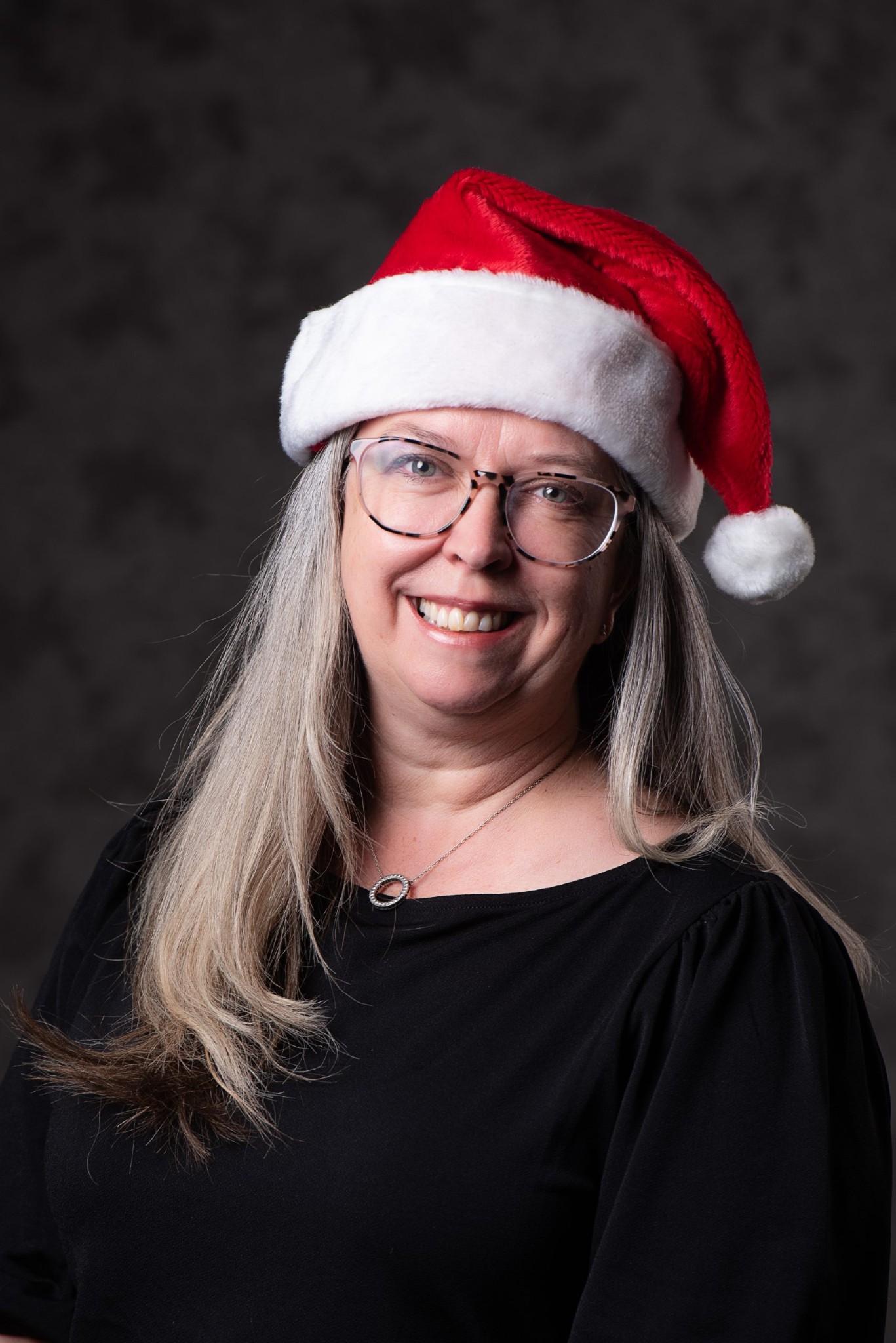 Trustee Robyn Steed, Ward 4  Holiday 2024