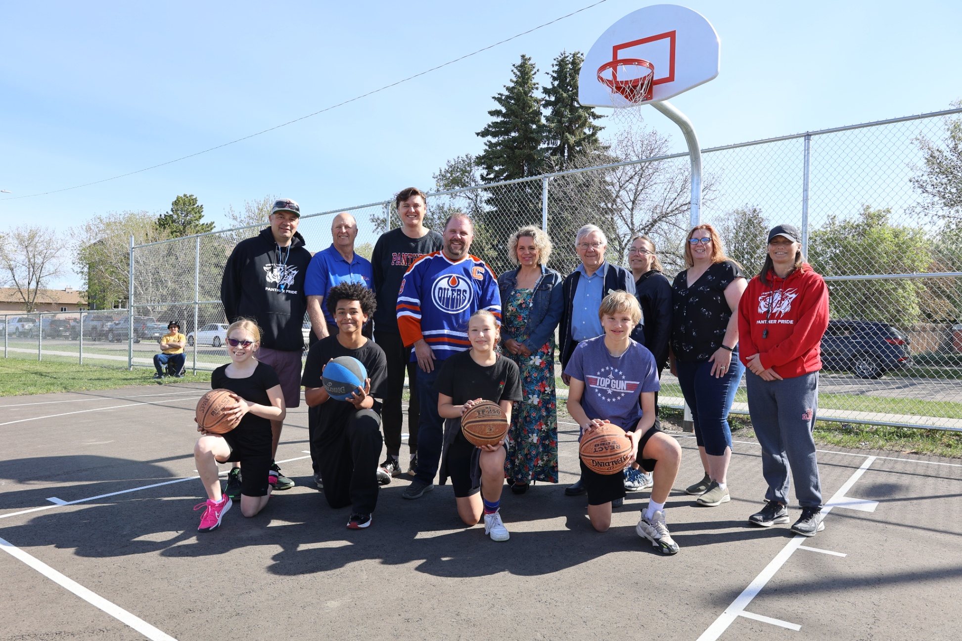 ELJHS outdoor b-ball courts 